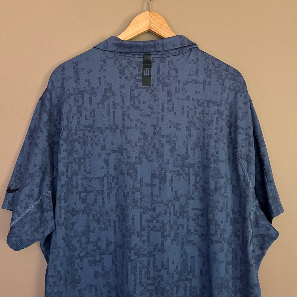 {Nike} Dri-Fit Tiger Woods Short Sleeve Golf Polo in Digi Camo Blue - Mens XL - Picture 10 of 13